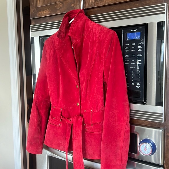 YVONNE de MARIE WOMENS RED SUEDE LEATHER BELTED JACKET, excellent condition sz 6 - Picture 1 of 8